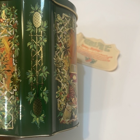 Vintage Avon Canister Holiday decorative collectors item 1981 Made in England OS - Picture 10 of 16